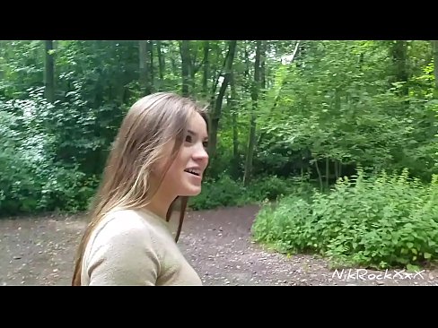 ❤️ Aku disaranake kanggo Evelina yen kita jancok ing panggonan umum! Dheweke kandha ya. Banjur aku bajingan dheweke ing bokong lan cum ing dheweke tutuk. Banjur dheweke nesu dhéwé. ❤ Video porno ing kita  ️❤